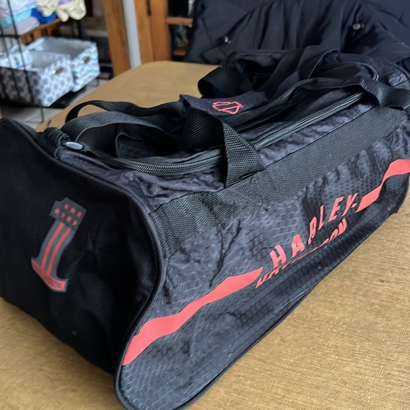 Duffle bag - Picture 3 of 7